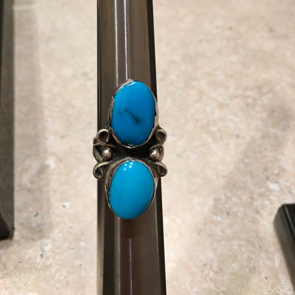 Vintage Navajo jewelry ring